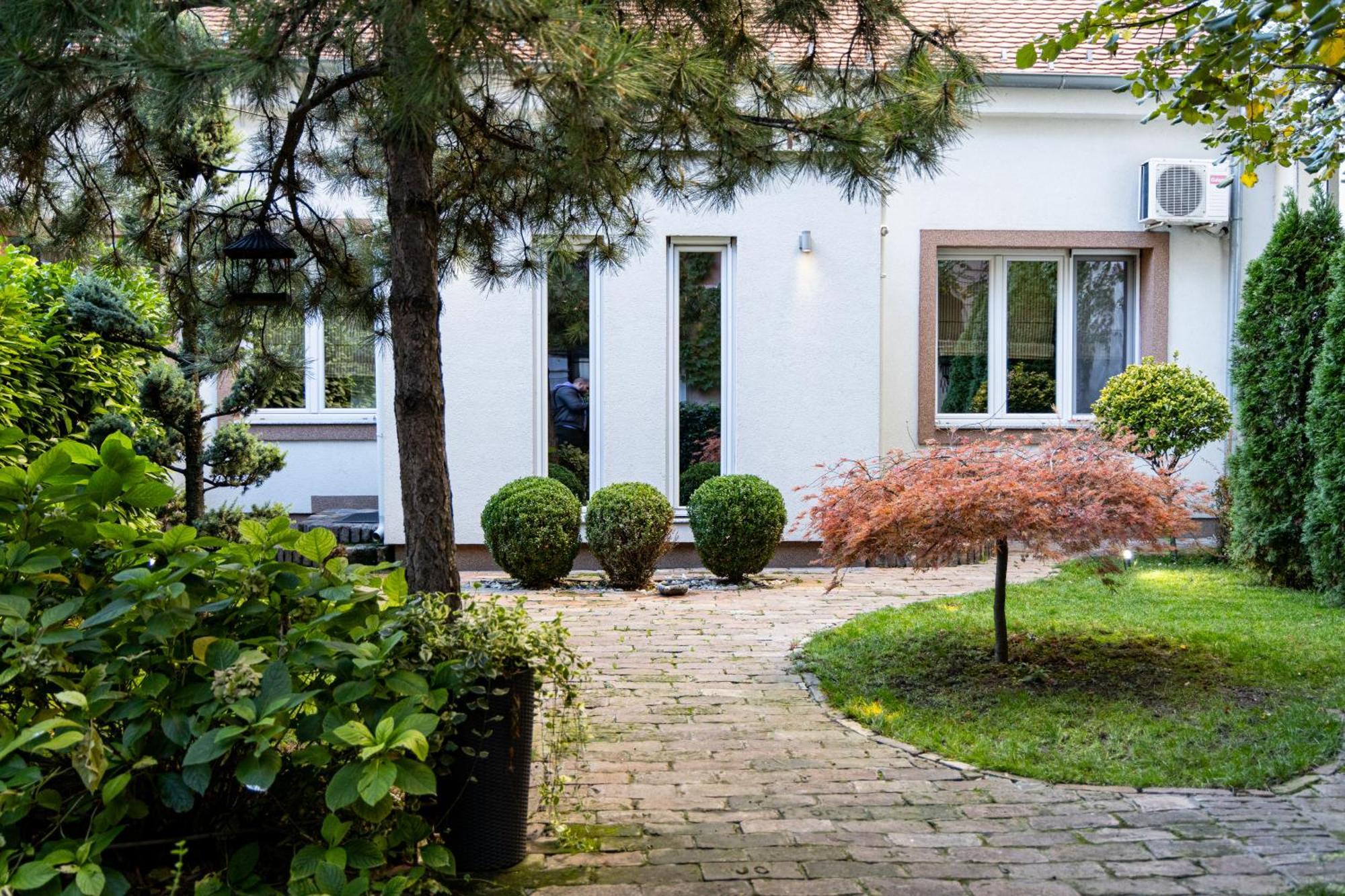 And Blue Garden Апартамент Белград
