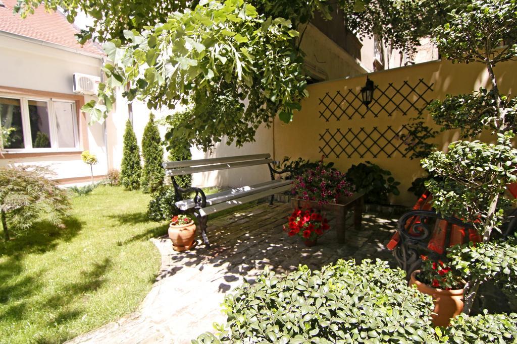 And Blue Garden Апартамент Белград